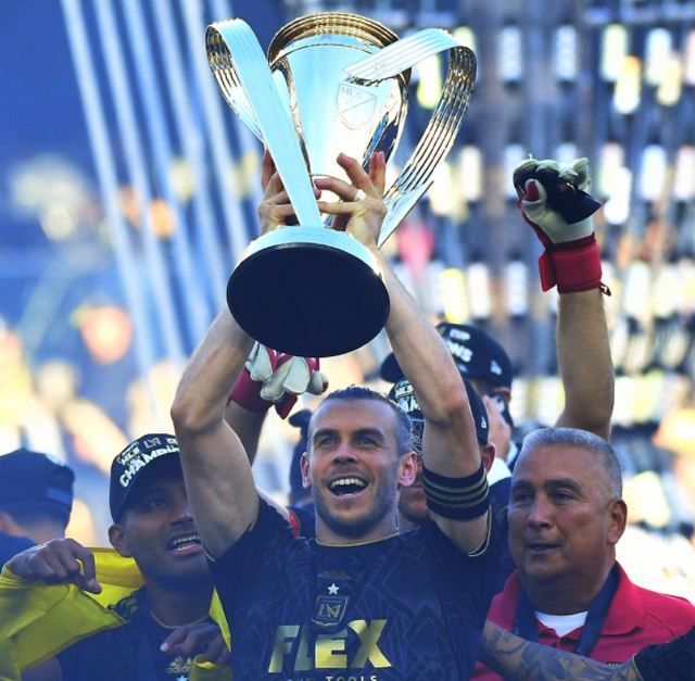 洛杉矶湖人内部会议纪要流出：今夜回应争议，国王杯使命明确，心理建设被强调的简单介绍